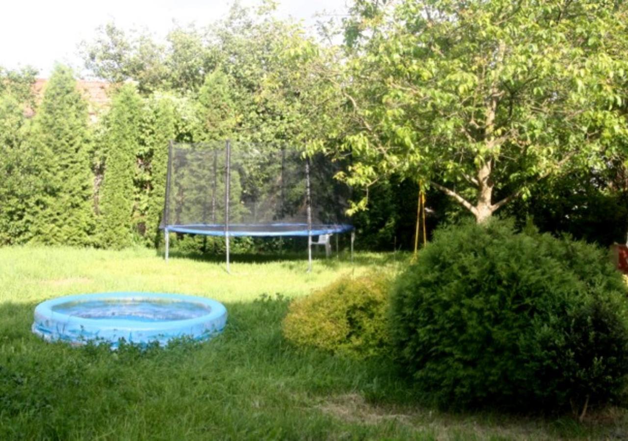 Apartamenty Gorki Male Tuszyn Esterno foto