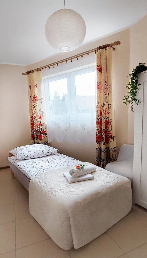 Apartamenty Gorki Male Tuszyn Esterno foto