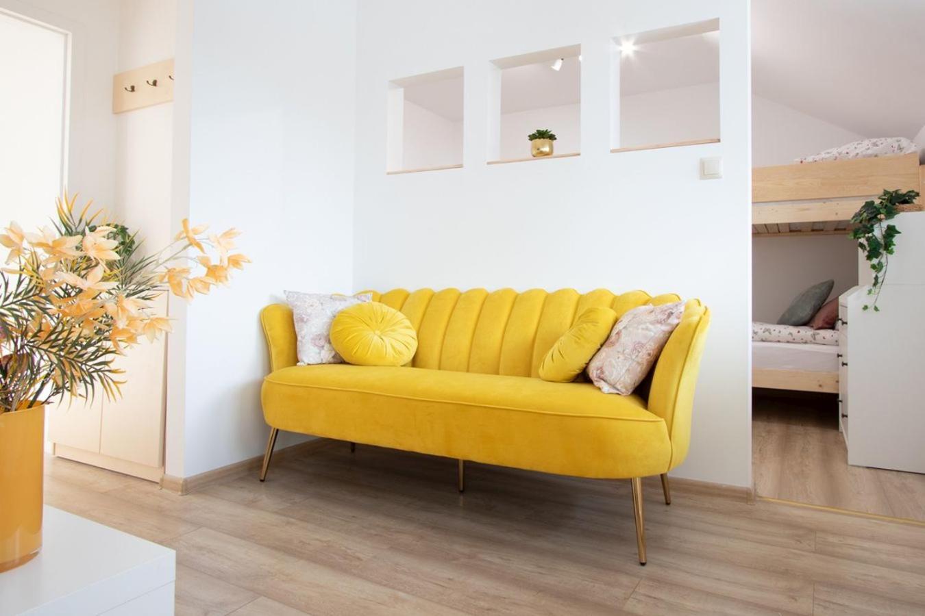 Apartamenty Gorki Male Tuszyn Esterno foto
