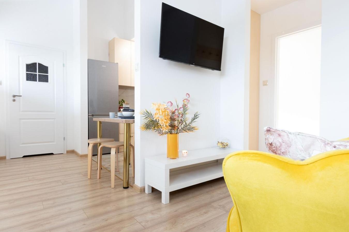 Apartamenty Gorki Male Tuszyn Esterno foto