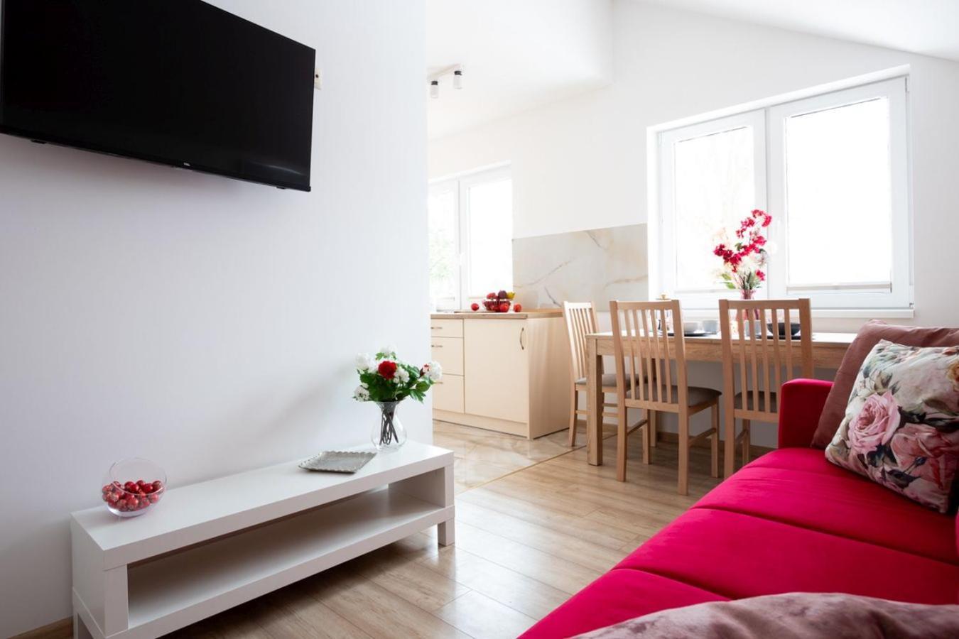 Apartamenty Gorki Male Tuszyn Esterno foto